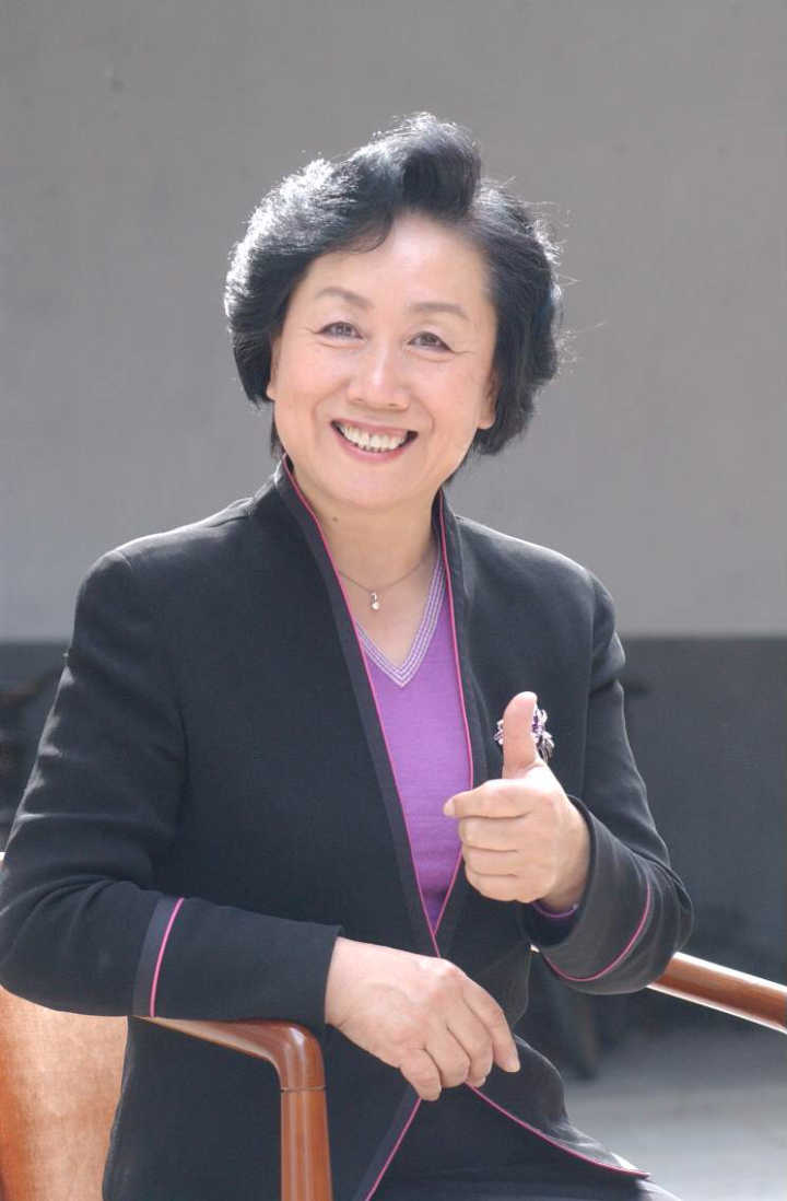 卢勤最新联系一方式